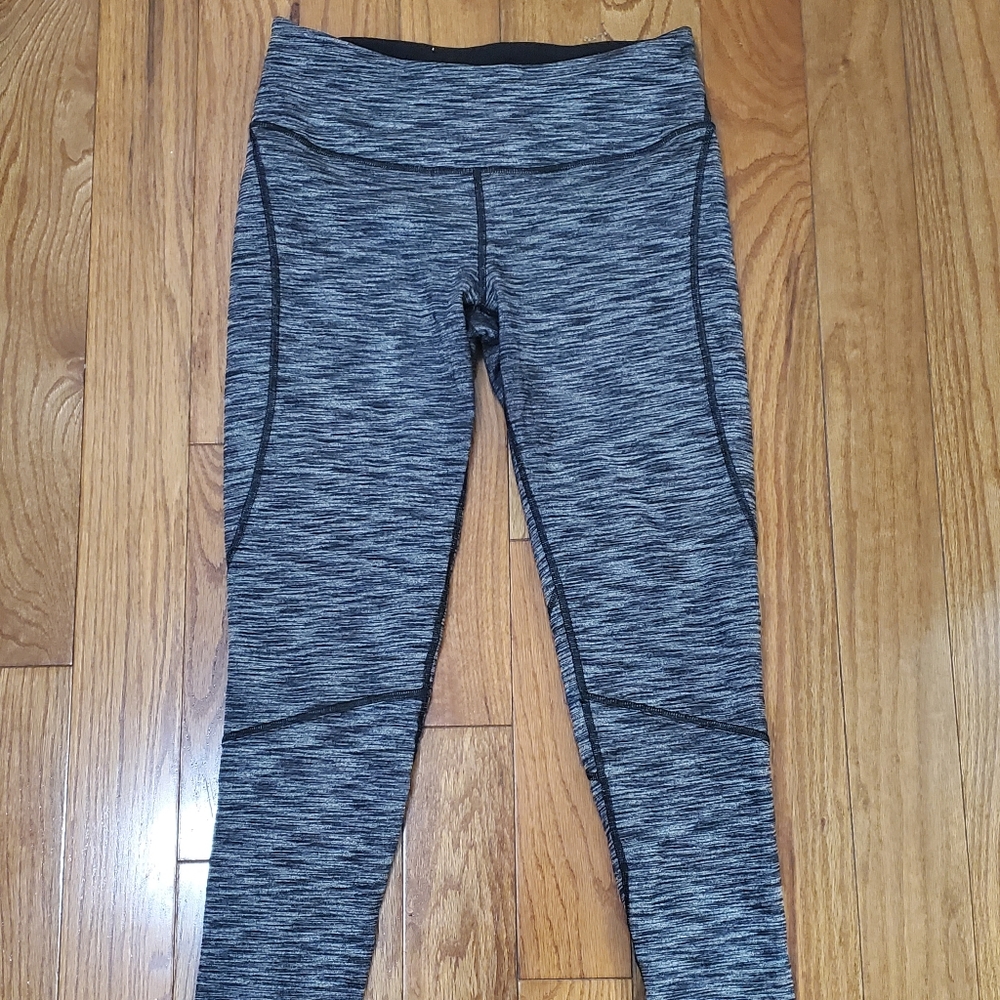 Victoria Secret Victoria Sport Womens Knockout Leggings Black Gray Size M Short.